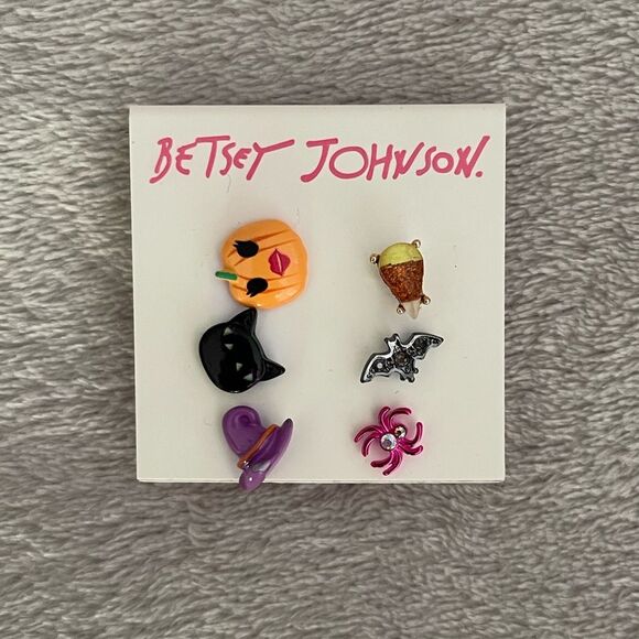 NWT Betsey Johnson Halloween Earring Set - Picture 1 of 4